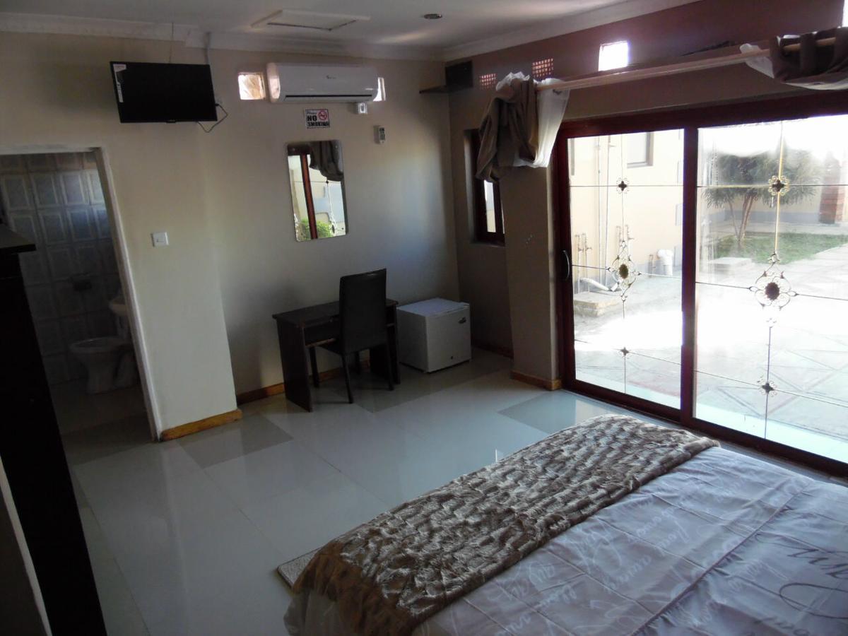 Rugems Executive Lodge Lusaka Exterior foto